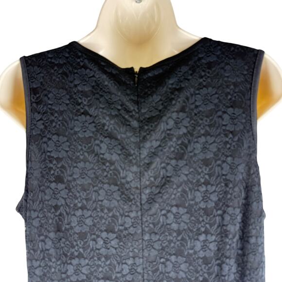 NEW Bebe Black Lace Floral Romper Sleeveless Back Zip Short Size 12 - Picture 6 of 8